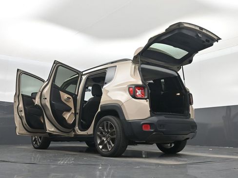 Used 2016 Jeep Renegade 75th Anniversary image 54