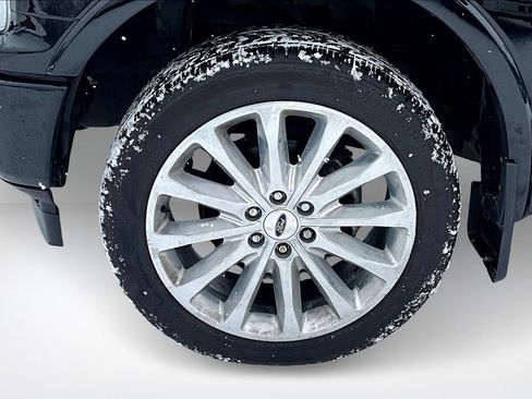 Used 2018 Ford F150 Limited AWD/4WD image 32
