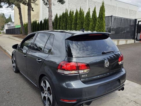 Used 2010 Volkswagen GTI 4-Door FWD image 7