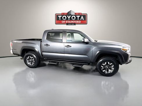 Certified 2023 Toyota Tacoma TRD Off-Road AWD/4WD image 8