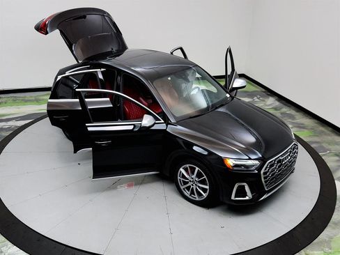 Used 2022 Audi SQ5 Prestige w/ Prestige Package AWD/4WD image 39