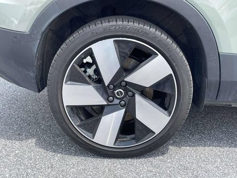 Used 2023 Volvo XC40 Recharge Ultimate w/ Protection Package Premier AWD/4WD image 32