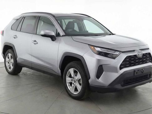 Certified 2025 Toyota RAV4 XLE image 3