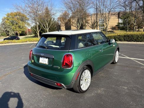 Used 2021 MINI Cooper SE w/ 8.8" Touchscreen Nav Package image 7