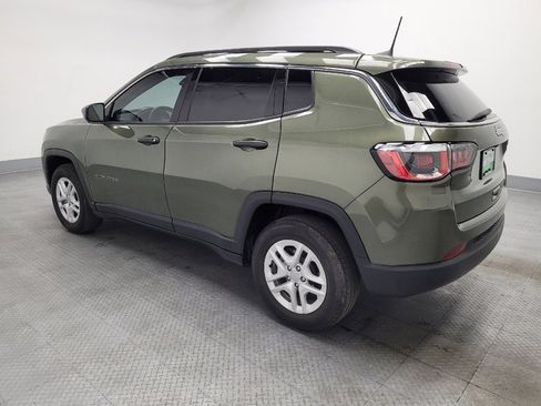 Used 2020 Jeep Compass Sport image 3