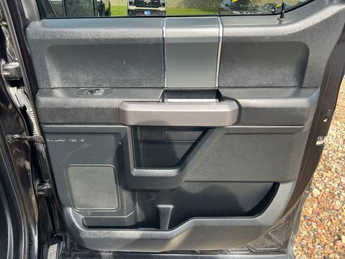 Used 2019 Ford F150 XLT w/ Equipment Group 302A Luxury AWD/4WD image 22