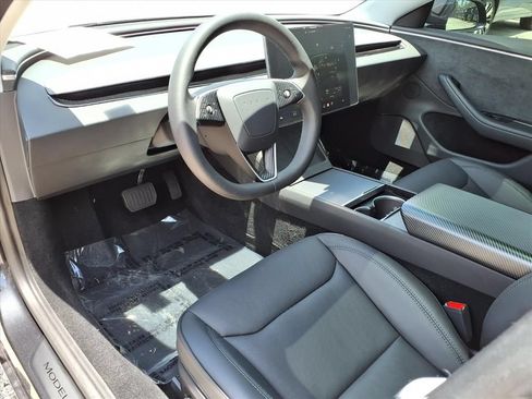 Used 2024 Tesla Model 3 Long Range AWD/4WD image 18
