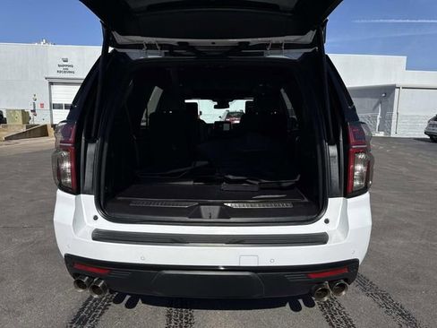 Used 2024 Chevrolet Tahoe Z71 w/ Z71 Off-Road Package image 4