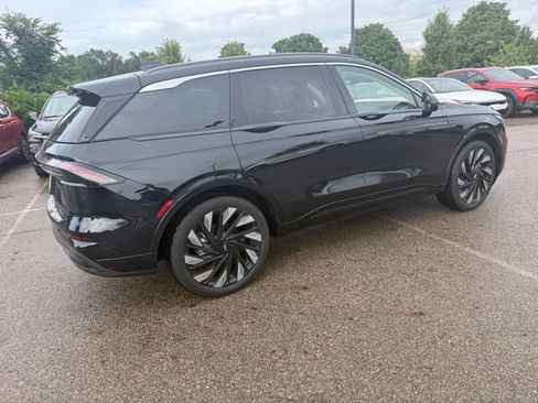 Used 2025 Lincoln Nautilus Black Label w/ Jet Appearance Package AWD/4WD image 5