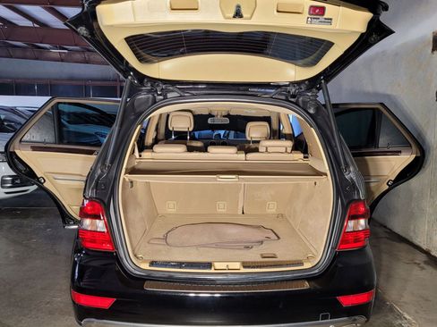 Used 2010 Mercedes-Benz ML 350 2WD image 11