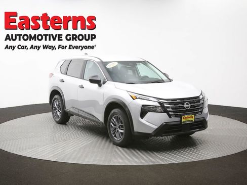 Used 2024 Nissan Rogue S AWD/4WD image 50