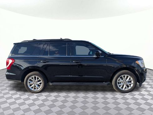 Used 2021 Ford Expedition XLT w/ Cargo Package image 2