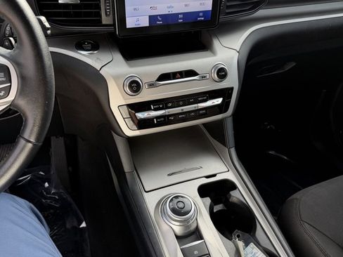 Used 2021 Ford Explorer XLT w/ Class III Trailer Tow Package image 11