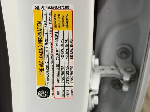 Certified 2020 GMC Sierra 2500 Base w/ Fleet Convenience Package image 33