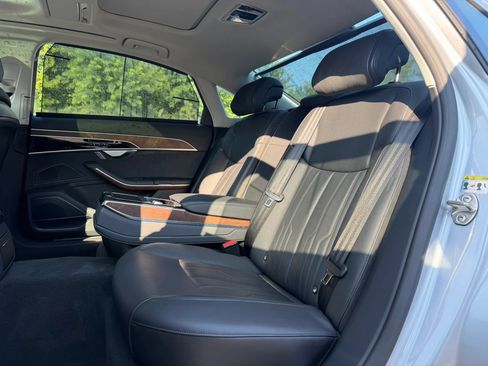 Used 2022 Audi A8 L 3.0T AWD/4WD image 12