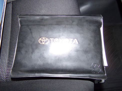 Used 2011 Toyota FJ Cruiser 4WD w/ Convenience Pkg image 88