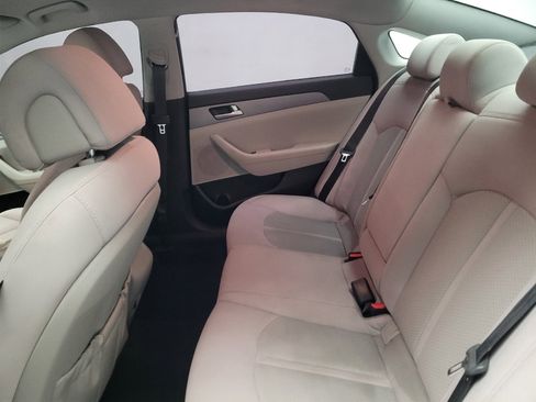 Used 2017 Hyundai Sonata SE FWD image 18