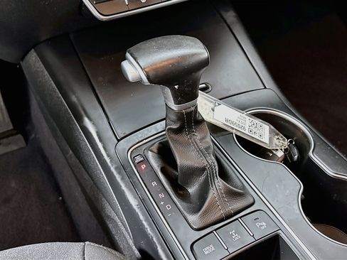 Used 2020 Kia Sorento S AWD/4WD image 19