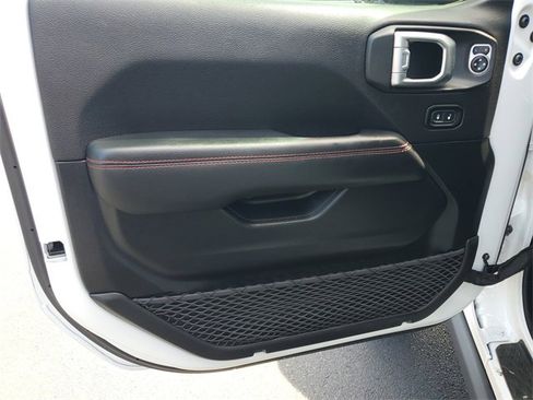 Used 2020 Jeep Gladiator Rubicon image 20