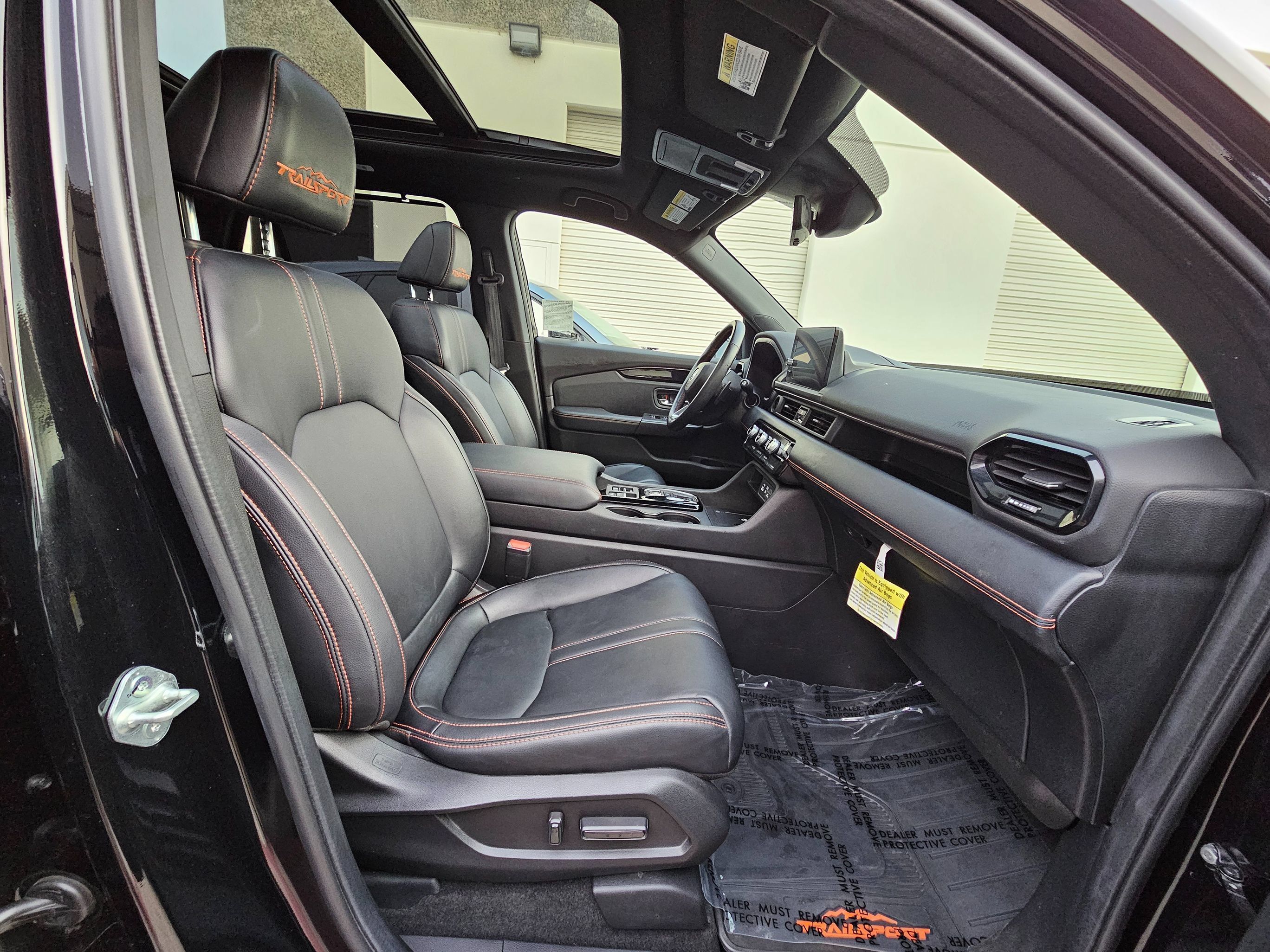 Used 2025 Jeep Compass Limited AWD/4WD image 12