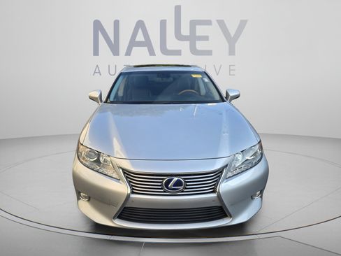 Used 2013 Lexus ES 300h w/ Luxury Pkg FWD image 8