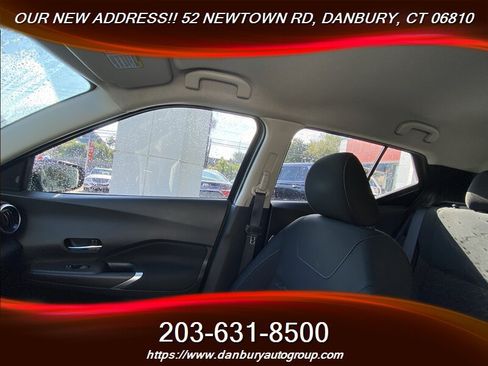 Used 2022 Nissan Kicks SV FWD image 13