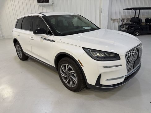 Used 2023 Lincoln Corsair FWD image 7