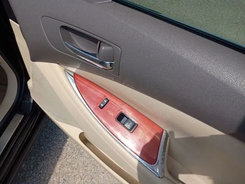Used 2011 Lexus ES 350 FWD image 19