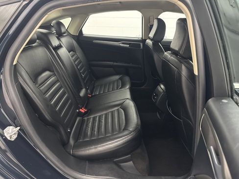 Used 2020 Ford Fusion SE image 36