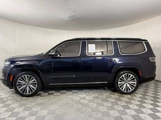 Used 2023 Jeep Grand Wagoneer Series III AWD/4WD video 3