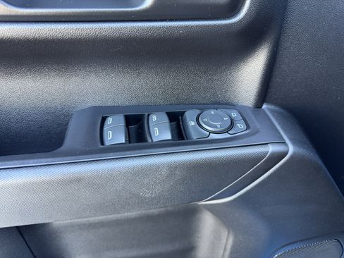 Certified 2022 Chevrolet Silverado 1500 Custom image 10