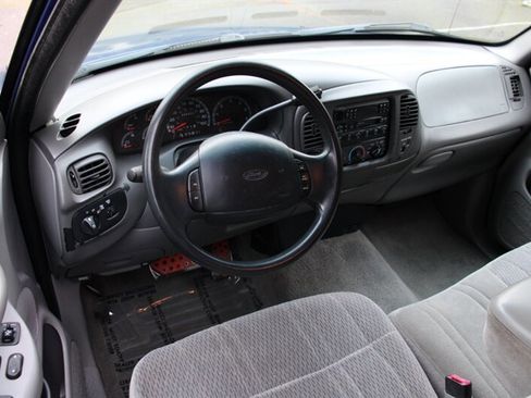 Used 1998 Ford F150 Lariat image 14