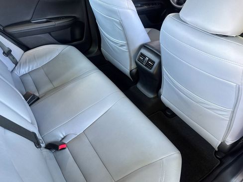 Used 2015 Honda Accord Hybrid Sedan image 31