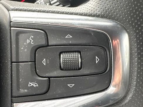Used 2023 Chevrolet Blazer LT AWD/4WD image 17