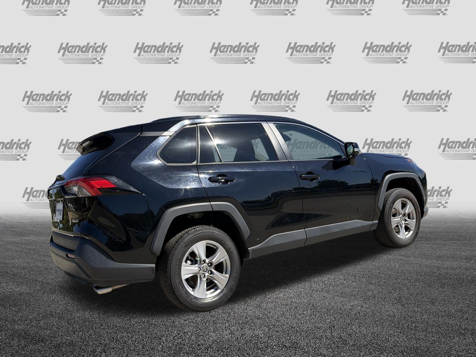 Used 2023 Toyota RAV4 XLE FWD image 11
