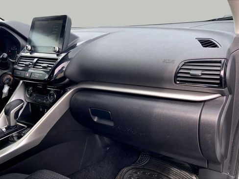 Used 2022 Mitsubishi Eclipse Cross LE FWD image 19