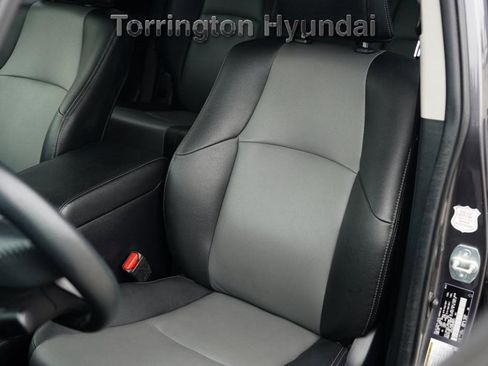 Used 2022 Toyota 4Runner SR5 Premium image 27