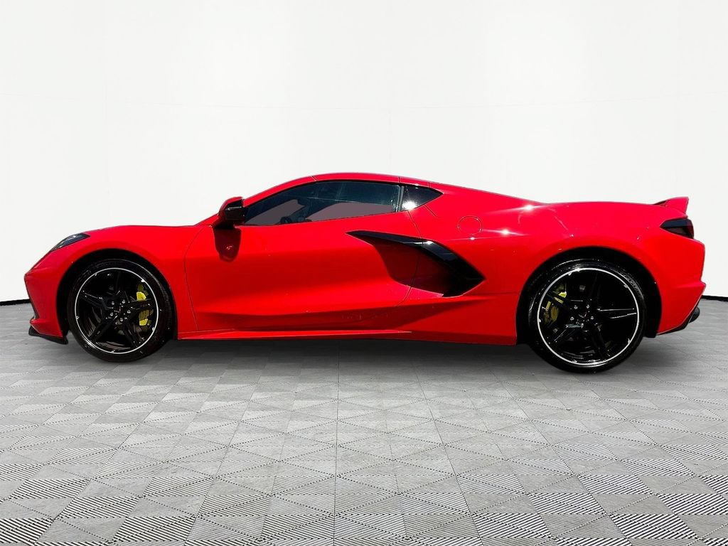 Used 2020 Chevrolet Corvette Stingray Coupe w/ Z51 Performance Package RWD image 9