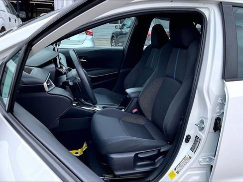 Used 2021 Toyota Corolla SE image 11