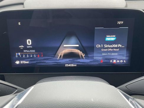 Used 2026 Chevrolet Traverse LT FWD image 25