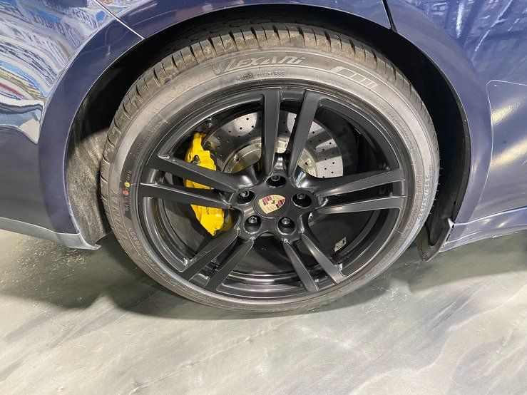 Used 2014 Porsche Panamera S RWD image 8