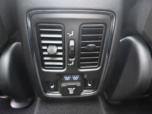 Used 2021 Jeep Grand Cherokee Overland w/ Protech Group AWD/4WD image 27