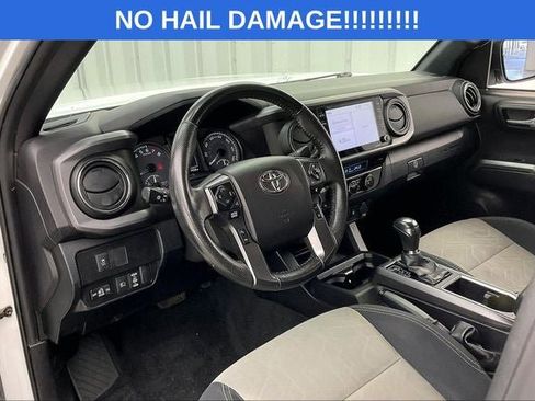 Used 2021 Toyota Tacoma TRD Off-Road AWD/4WD image 16