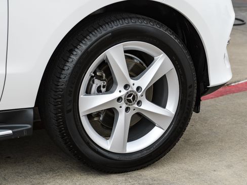Used 2018 Mercedes-Benz GLE 350 w/ Premium 1 Package image 52