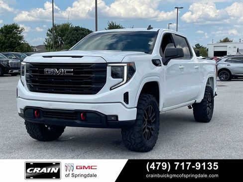 Used 2022 GMC Sierra 1500 Elevation w/ LPO, Elevation Black Package AWD/4WD image 3
