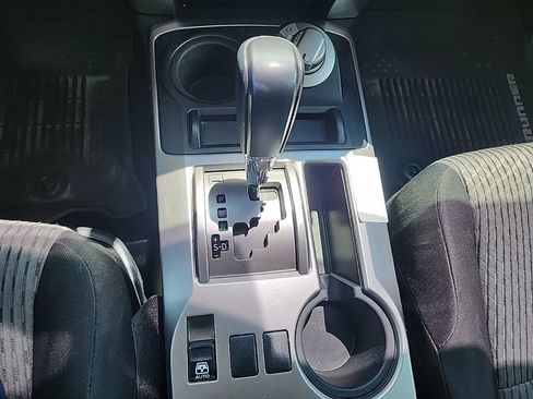 Used 2019 Toyota 4Runner SR5 AWD/4WD image 24