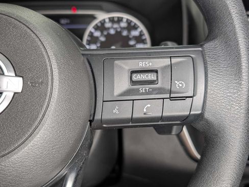 Used 2024 Nissan Rogue S AWD/4WD image 34