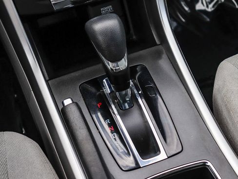Used 2013 Honda Accord LX image 20