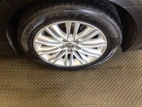 Used 2015 Lexus ES 350 w/ Luxury Package FWD image 25