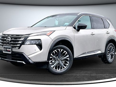 New 2026 Nissan Rogue Platinum AWD/4WD image 2